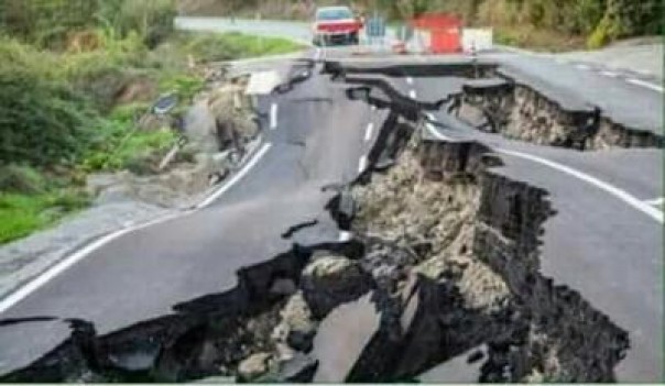 Image result for tsunami gempa di palu