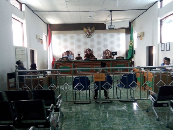 Sidang terdakwa Bedoy pelaku penikaman di Bengkalis/elpi Sidang terdakwa Bedoy pelaku penikaman di Bengkalis/elpi