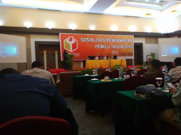 Acara Sosialisasi Bawaslu Riau.feb Acara Sosialisasi Bawaslu Riau.feb