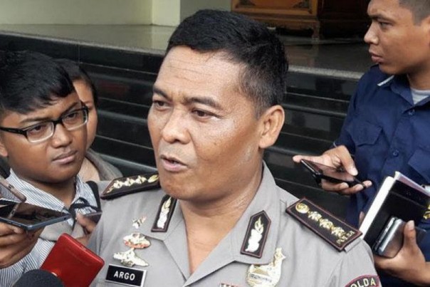 Kepala Bidang Humas Polda Metro Jaya Komisaris Besar Polisi Argo Yuwono di Jakarta, Kamis (15/11/18) (ant) Kepala Bidang Humas Polda Metro Jaya Komisaris Besar Polisi Argo Yuwono di Jakarta, Kamis (15/11/18) (ant)