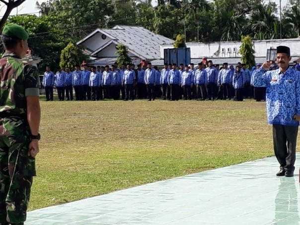 Korwil Bidang Pendidikan Kecamatan Siak Hulu saat melaksanakan upacara Hut Kopri ke -47 (ist)