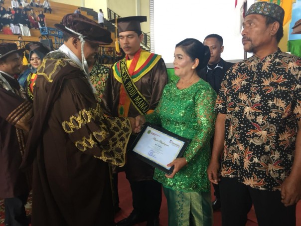 Convocation Ceremony ke-11 UNISI/rgo/elpi Convocation Ceremony ke-11 UNISI/rgo/elpi