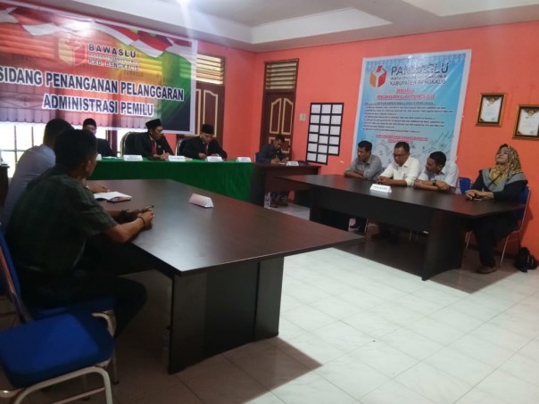 Bawaslu menggelar sidang pendahuluan/hari/elpi Bawaslu menggelar sidang pendahuluan/hari/elpi