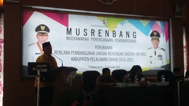 Bupati HM Harris saat membuka Musrenbang RPJMD/ardi/elpi Bupati HM Harris saat membuka Musrenbang RPJMD/ardi/elpi