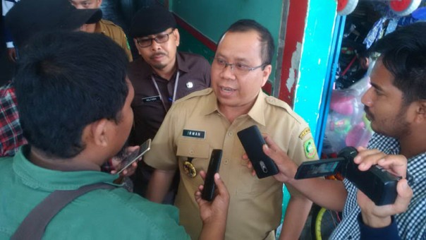 Bupati Kepulauan Meranti H Irwan Nasir/mad/elpi Bupati Kepulauan Meranti H Irwan Nasir/mad/elpi