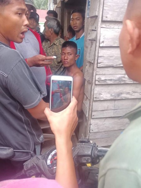 Bobi Eka Putra (24) yang diduga mengalami gangguan jiwa/amr Bobi Eka Putra (24) yang diduga mengalami gangguan jiwa/amr