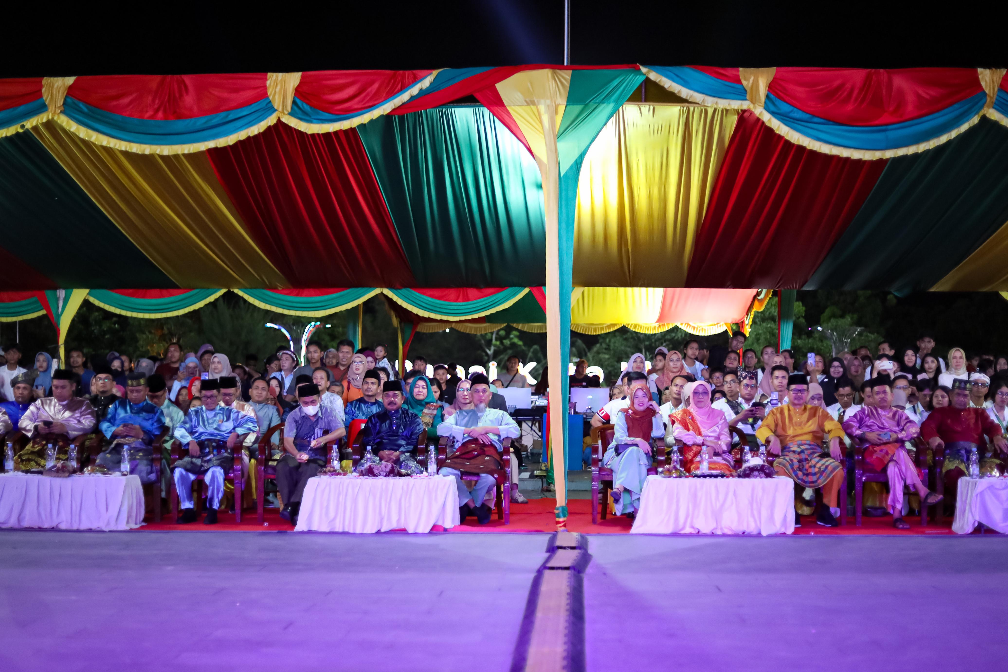 Pentas Seni Budaya Multikultur Dumai di Kota Dumai