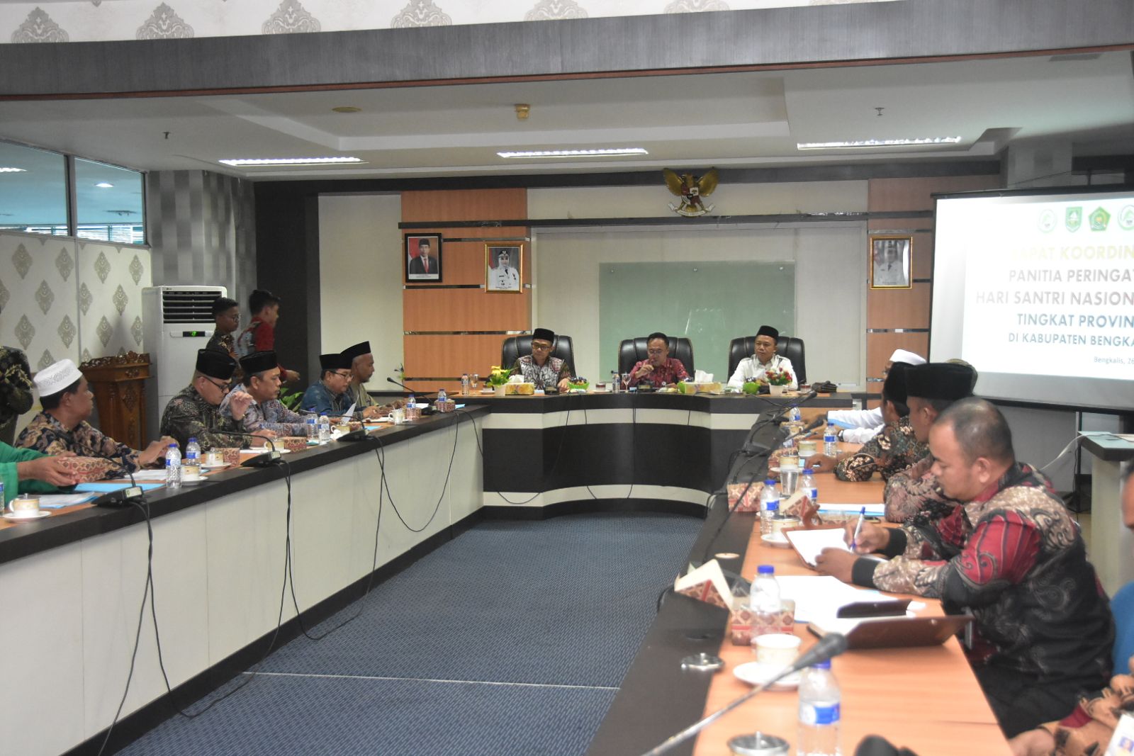 Rapat Persiapan Peringatan Hari Santri Provinsi Riau