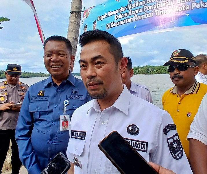 Pj Wali Kota Pekanbaru Risnandar Mahiwa. Foto: Surya/Riau1.