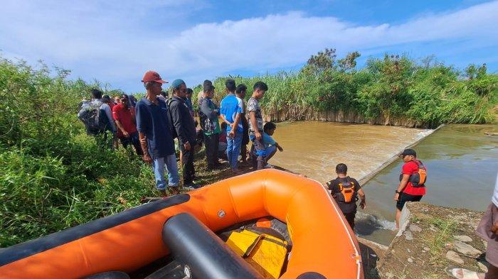 Proses pencarian lansia hanyut di Padang/Sumbarkita.id