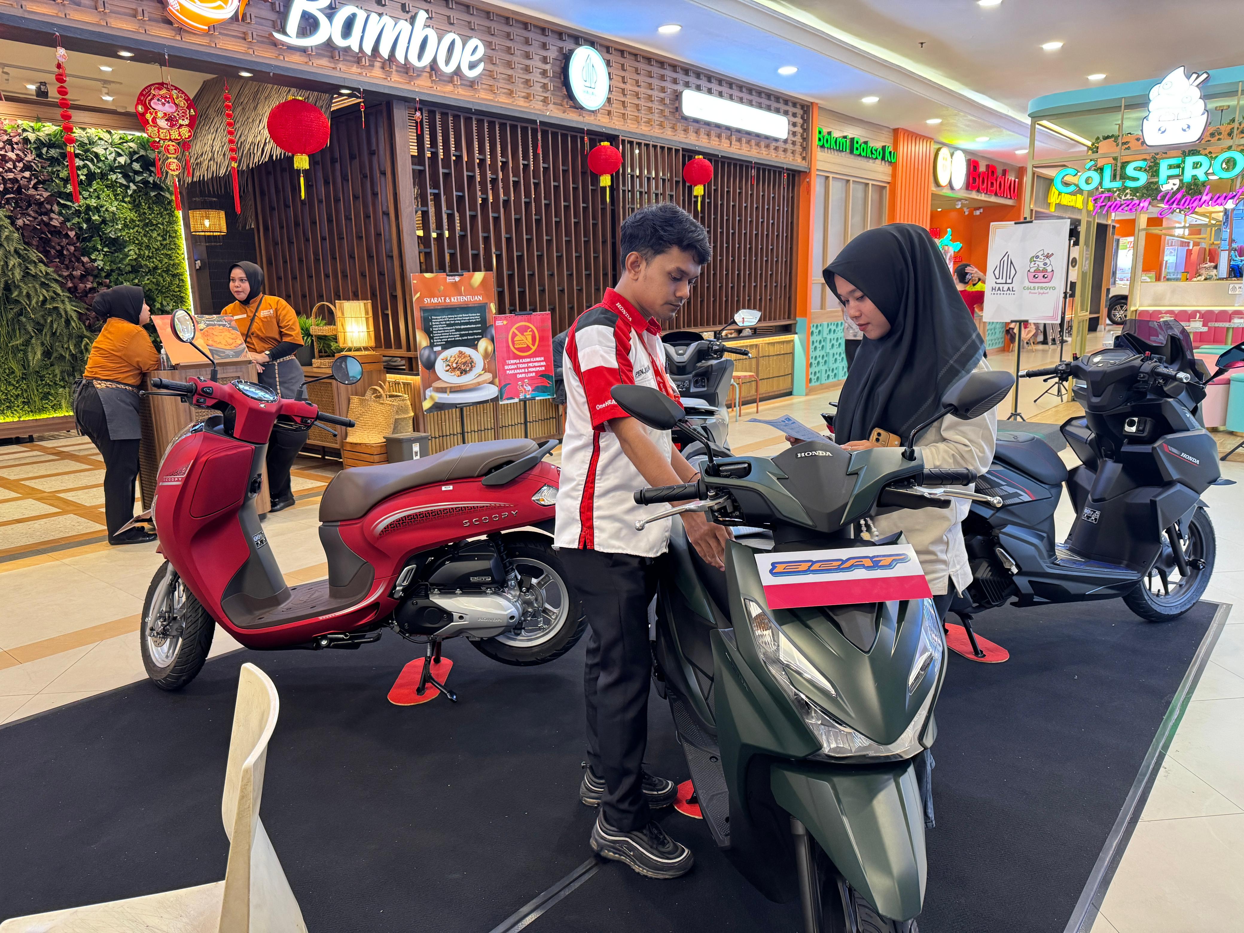 Capella Honda Pameran di Mall Pekanbaru