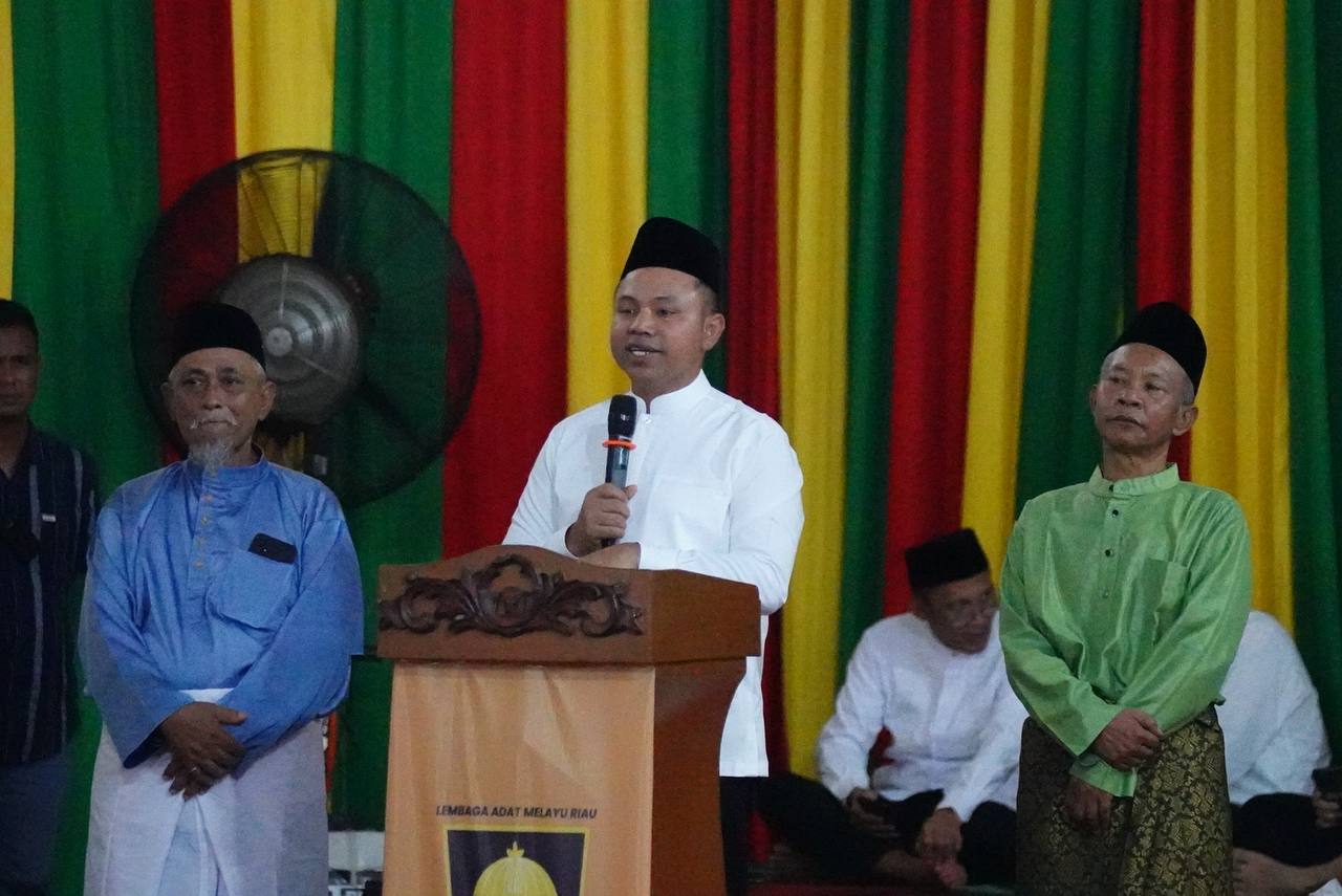 Safari Ramadan 1446 Hijriah Gubernur Riau (Gubri), Abdul Wahid di Air Molek Indragiri Hulu