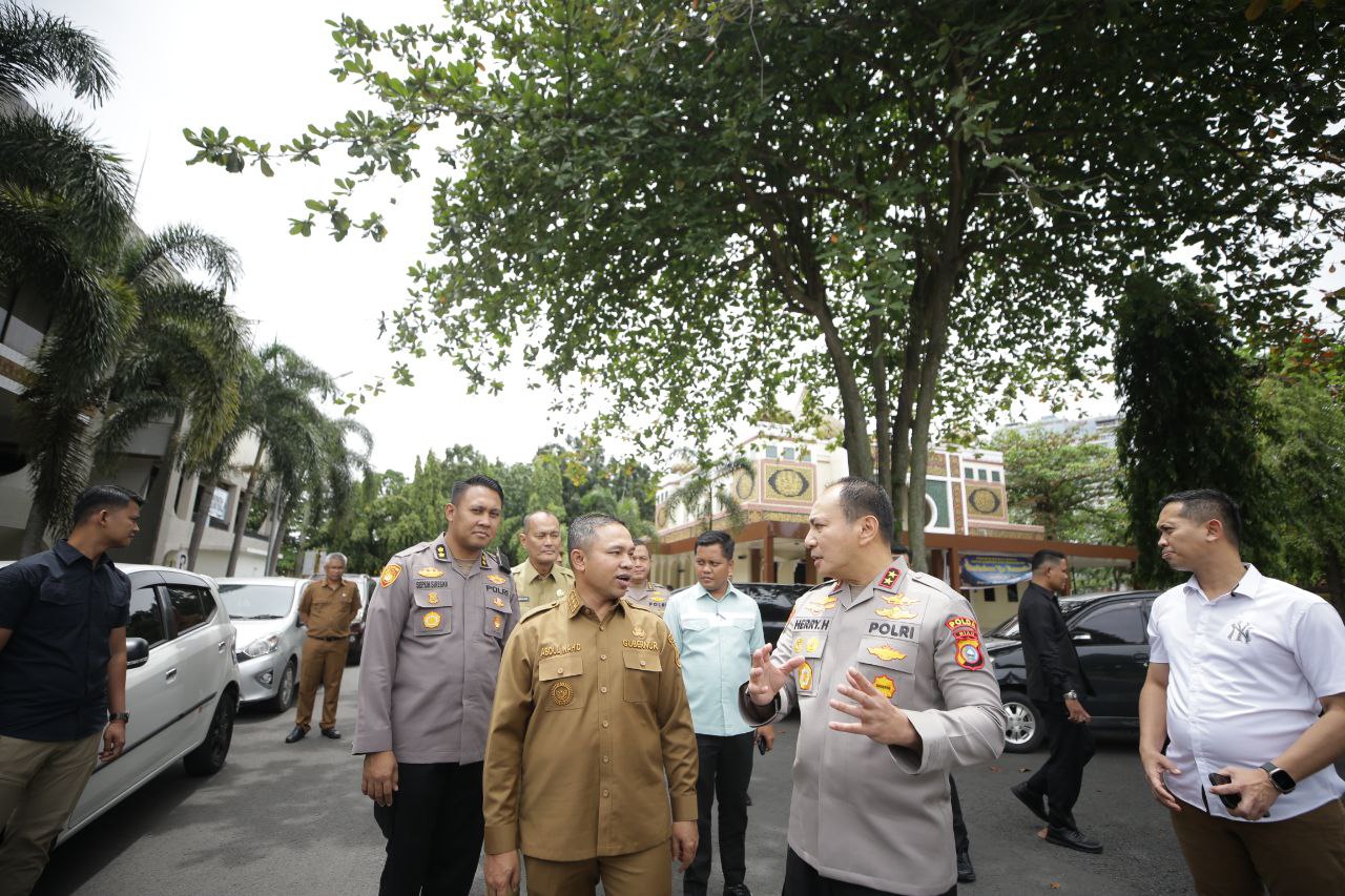 Usai pertemuan Gubri Abdul Wahid dengan Kapolda Riau, Irjen Pol Herry Heryawan