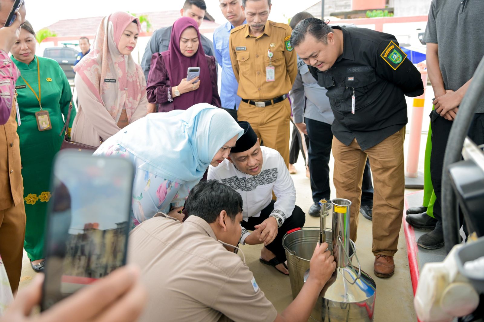 Salah satu SPBU Jalan Jenderal Sudirman Lintas Timur, Kecamatan Bathin Solapan yang ditinjau Bupati Kasmarni