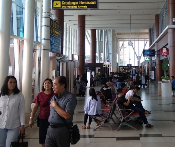 Terminal keberangkatan dan kedatangan di Bandara Sultan Syarif Kasim II Pekanbaru. Foto: Surya/Riau1.