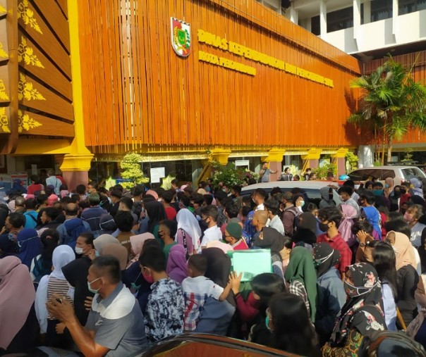 Disdukcapil Pekanbaru Tegaskan Layanan Akhir Pekan Hanya Untuk KTP-el Rusak, Hilang, dan Usia 17 ...