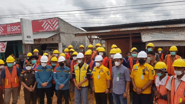 Saat  Gubernur Riau dan Kajati Tinjau Program Padat Karya di Dumai