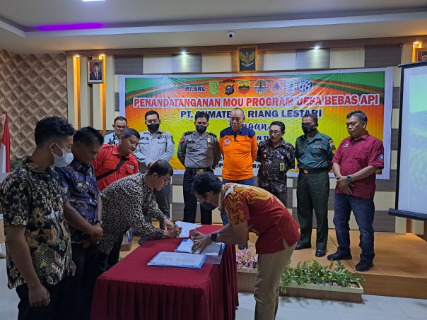 Ciptakan Desa Bebas Api, PT SRL Gelontorkan Rp 300 Juta di Kecamatan Kempas