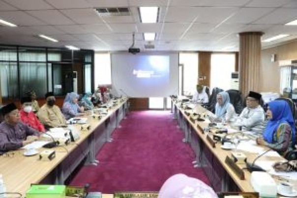 Saat RDP Komisi V DPRD Riau dengan Biro Kesra Setdaprov