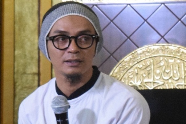 Heboh Ustadz Gapleh Evie Effendi Salah Tafsir Surat Ad Duha Dan Sebut Muhammad Sesat Dilaporkan Ke Polda Riau1 Com